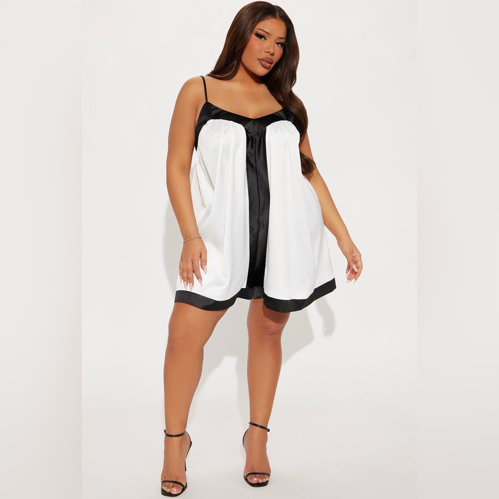 NWT Satin Contrast Cami Romper - White/Black